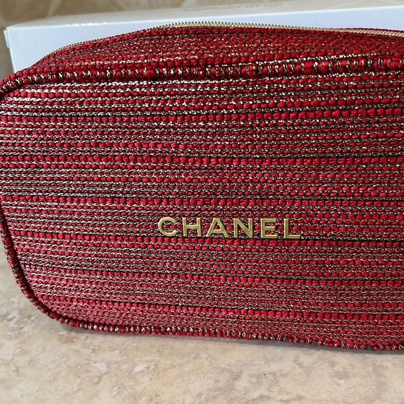 CHANEL Holiday Go to Extremes Limited Edition Mascara set NIB - Picture 4 of 7